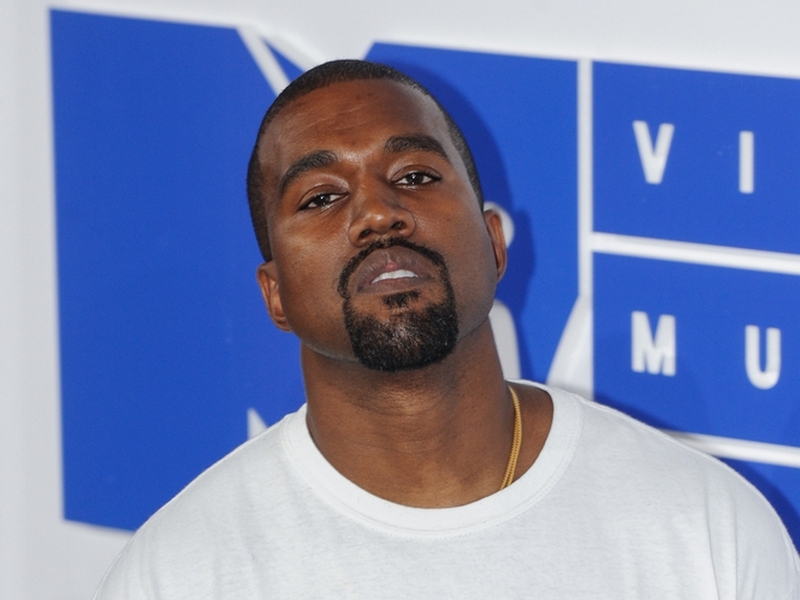 Kanye West es bloqueado de Instagram por 24 horas