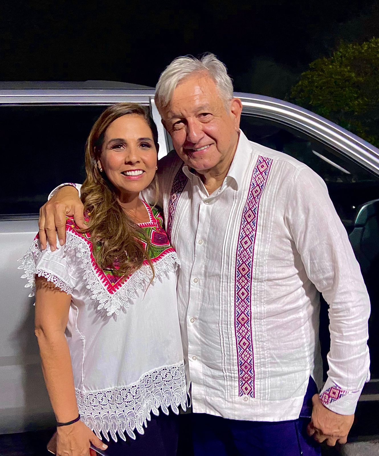Mara Lezama y AMLO supervisan obras en Quintana Roo