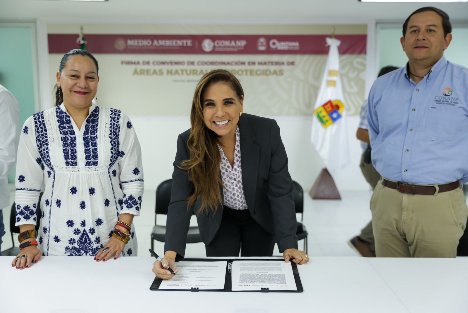Gobierno de México y de Quintana Roo firman acciones de protección de la riqueza natural
