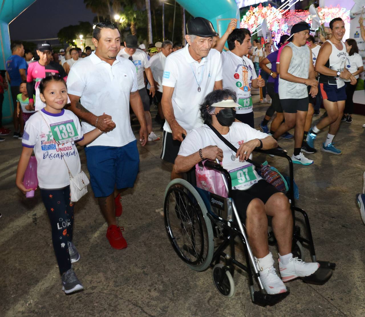 Compromiso en Acción: Lezama y Alonso Lideran Carrera por la Discapacidad