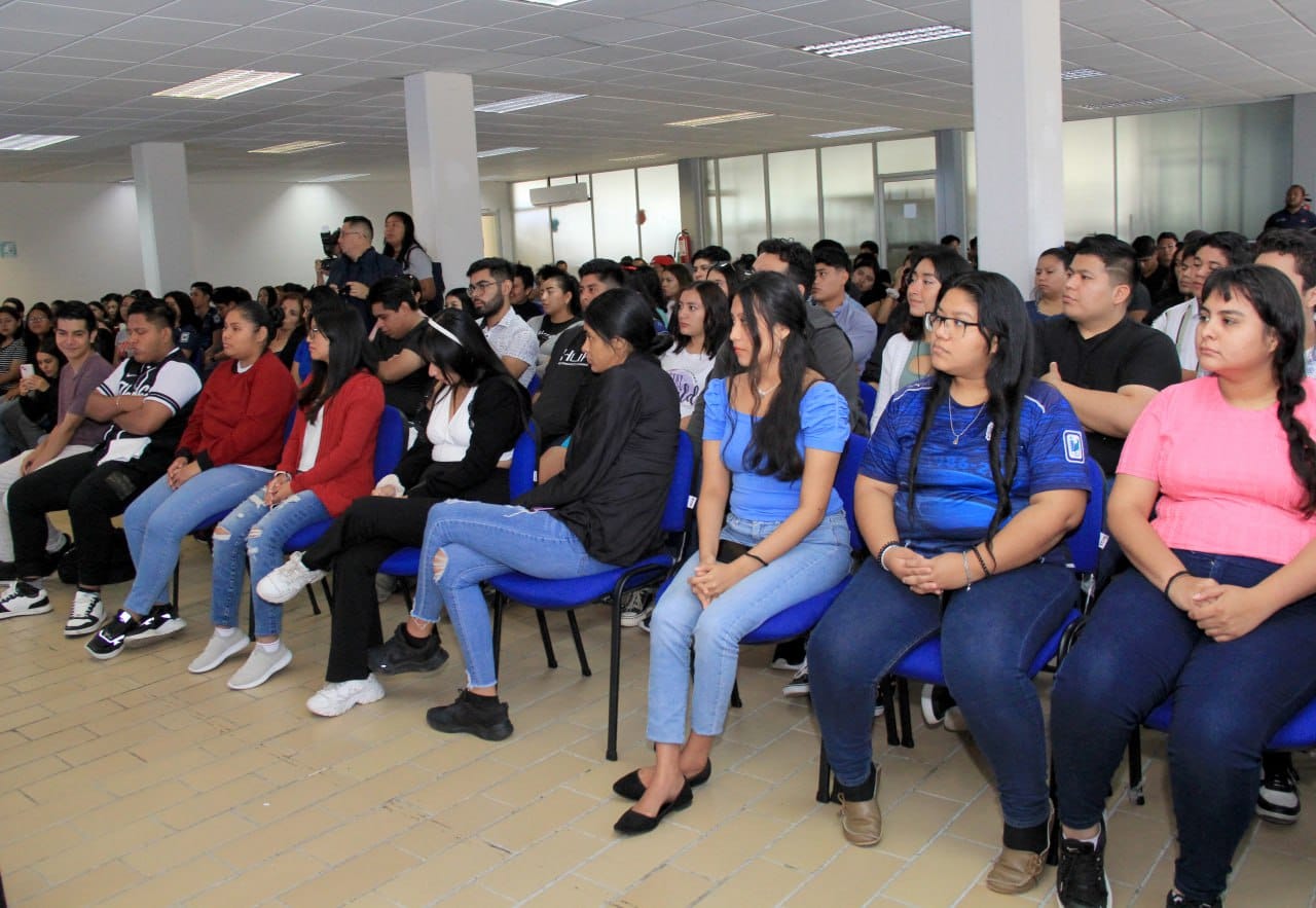 Programa «Acelera tu conciencia de 0 a 100» da inicio en Universidades de Cancún para la Prevención de Adicciones